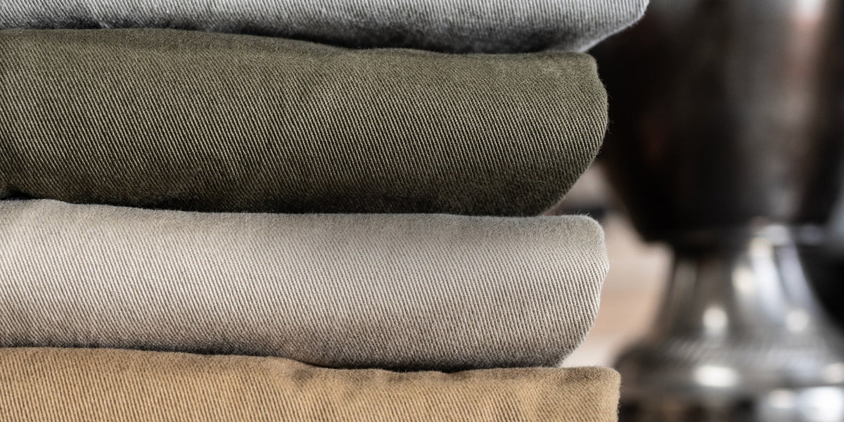 Bills Khakis M2 Fit Classic Fit Khaki Pants for Men