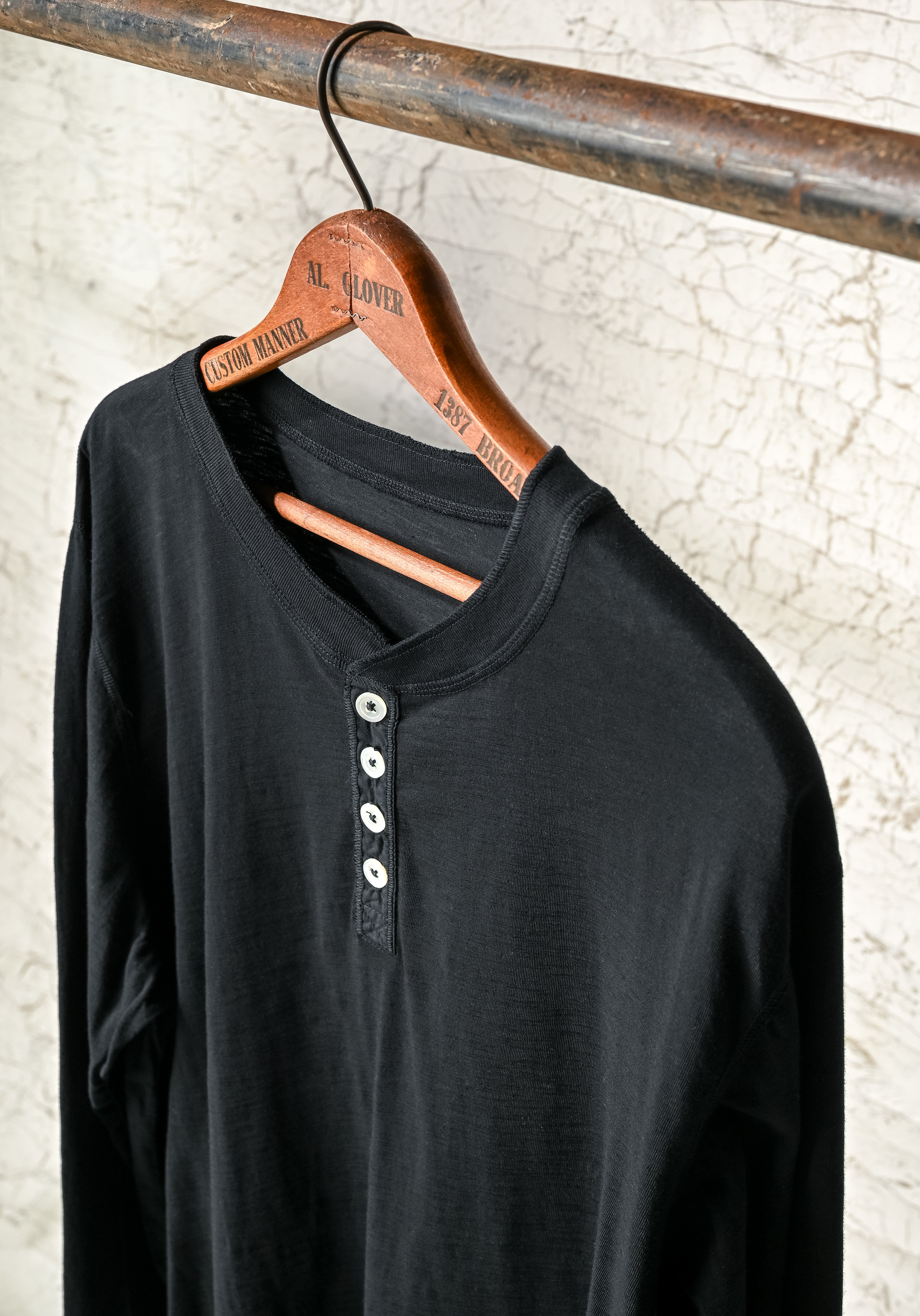 Lightweight Slub Cotton Henley
