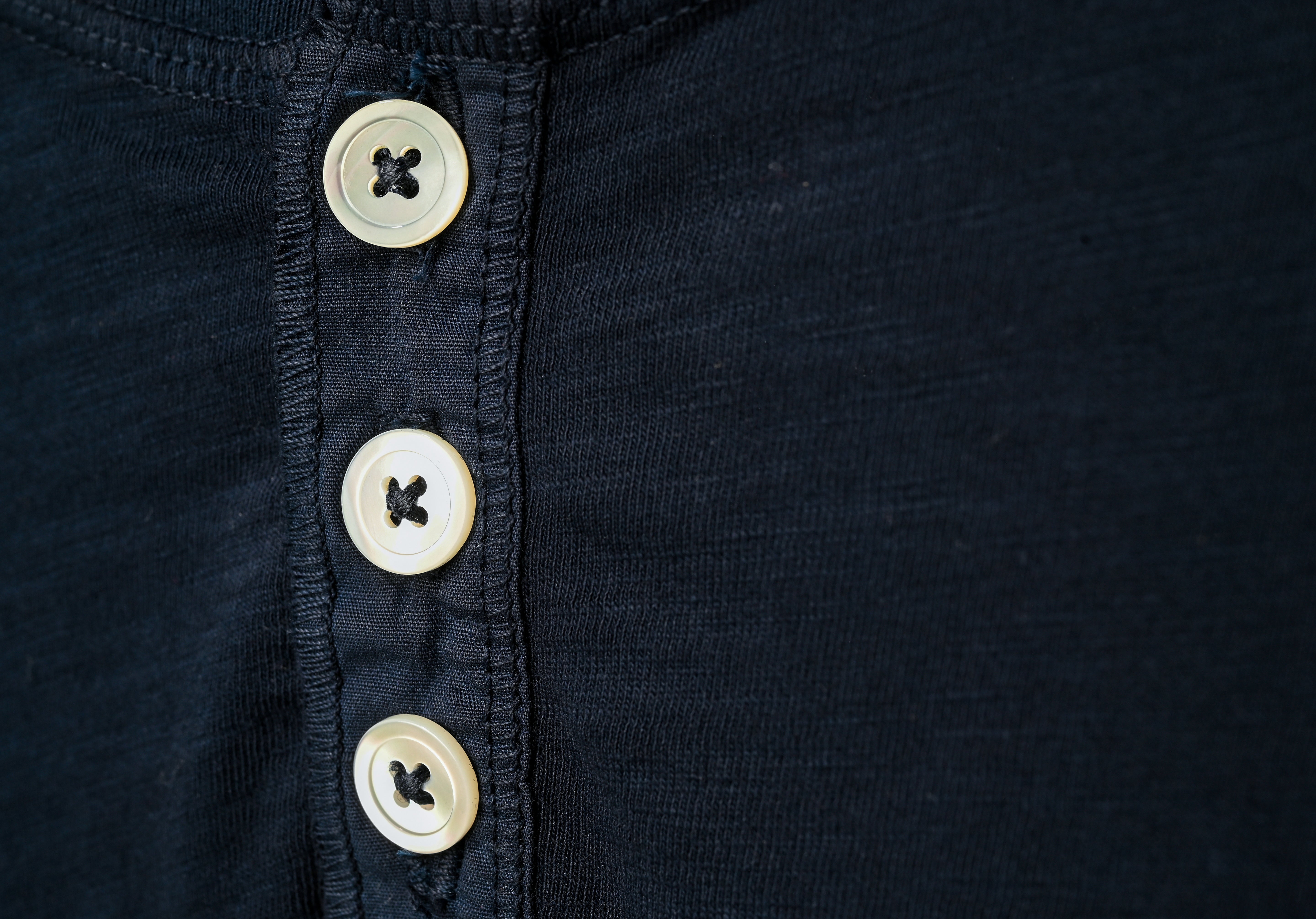 Lightweight Slub Cotton Henley